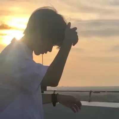 訾幻灵